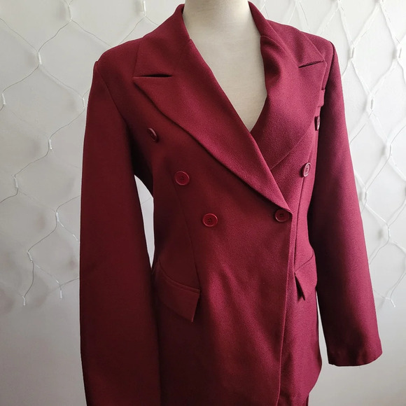 Retro Suit by Jennifer James / 2 Piece Suit / Burgundy/Merlot / Size 10 - Picture 2 of 7
